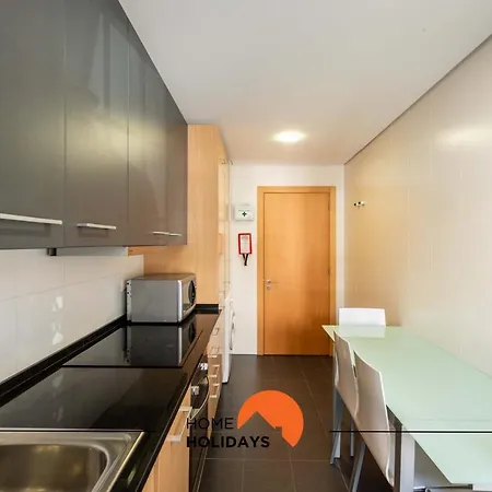 #021 Oldtown, Sea View, Pool, Private Park Lejlighed *